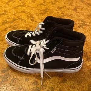 I am selling these vans for 40 dollars only been worn twice brand new basically